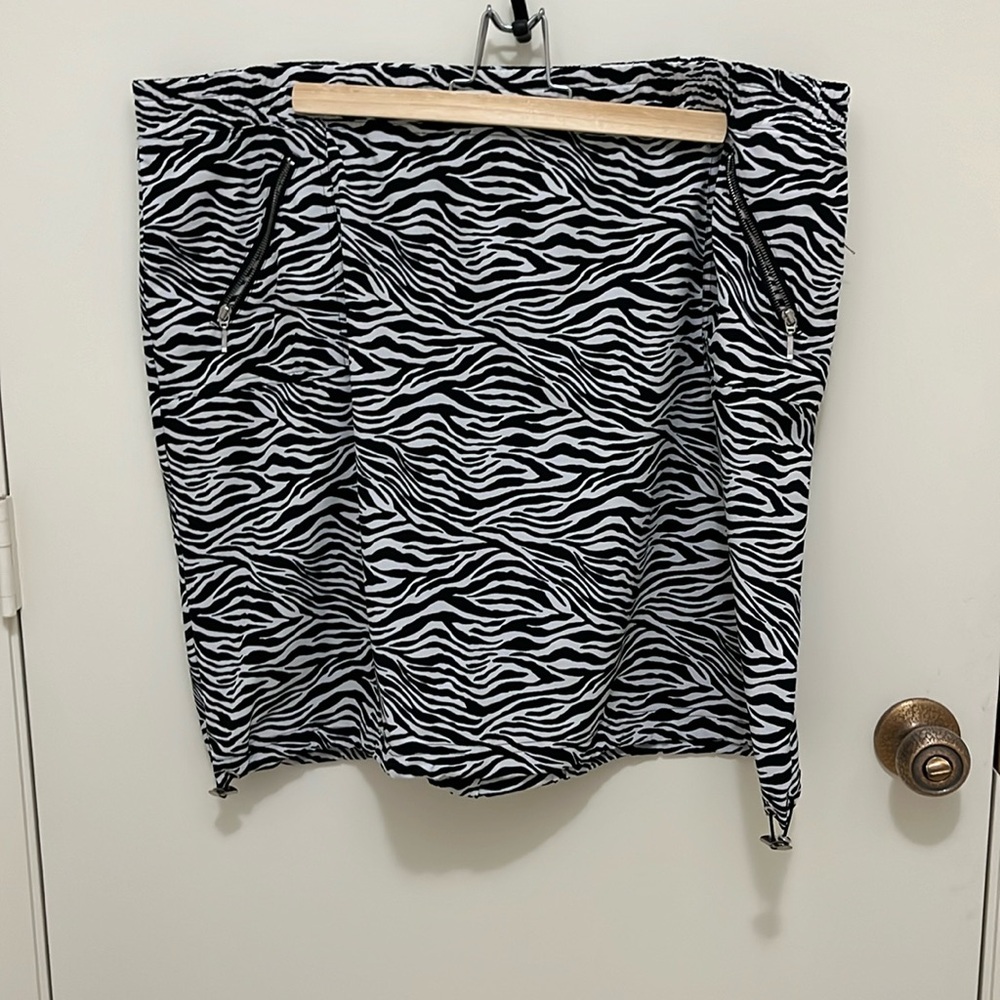 Zenergy by Chico’s skirt.